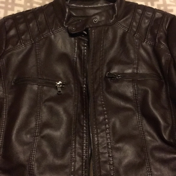 Motorcycle jacket - Picture 2 of 3